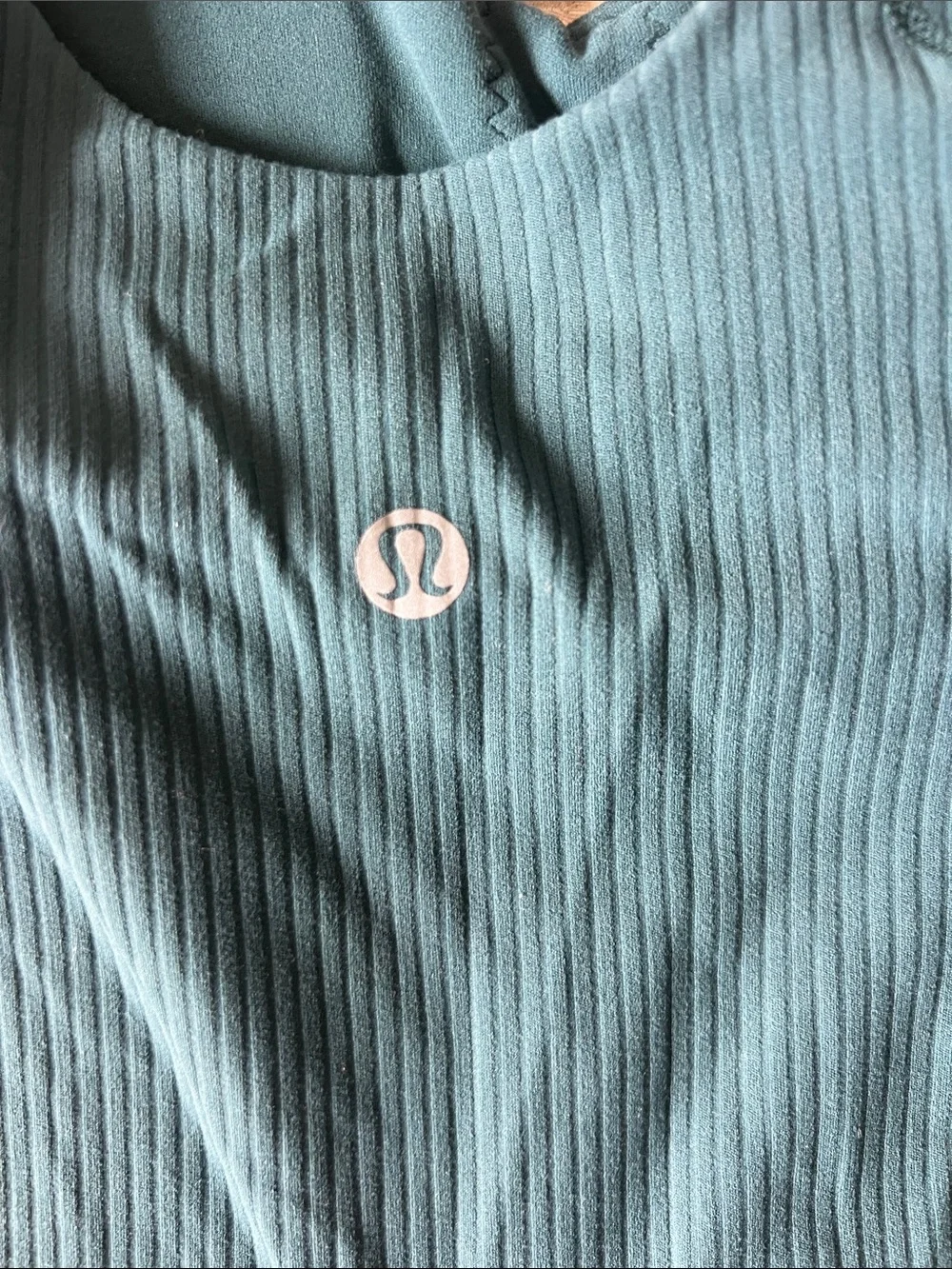 lululemon athletica Teal Ribbed Align Crop Tank size 6 EUC